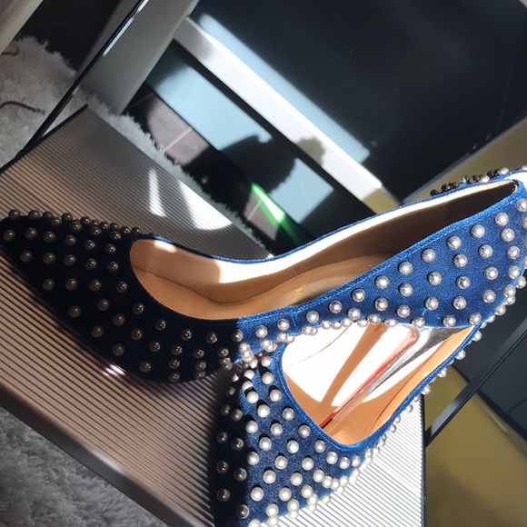 Christian Louboutin Billy Studded  Blue Pumps - Picture 6 of 6